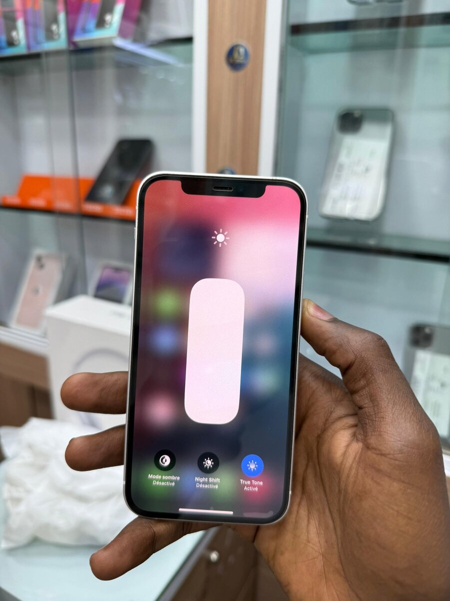 iPhone 12simple 64Go