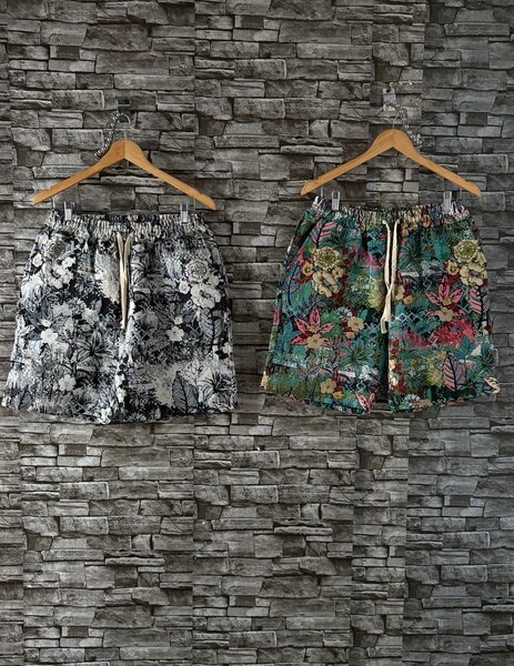 Shorts imprimés tropicaux