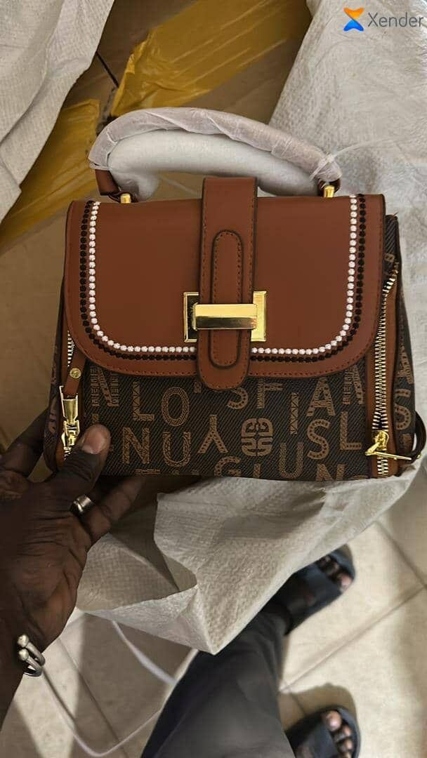 Sac à bandoulière élégant