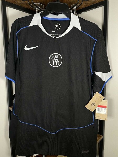 Maillot de football noir