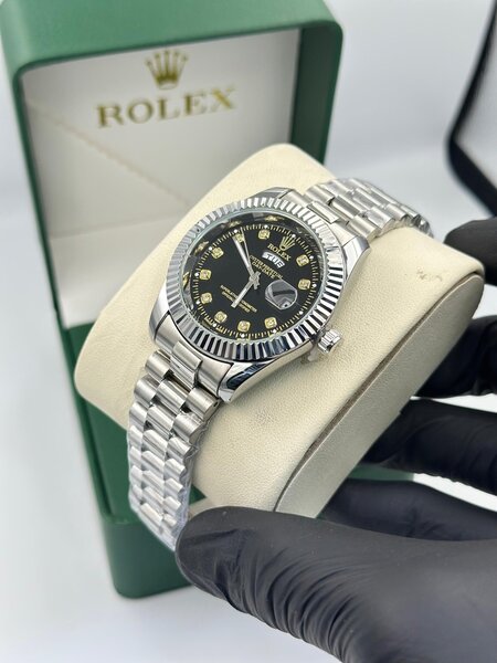 Montre de luxe en acier Rolex