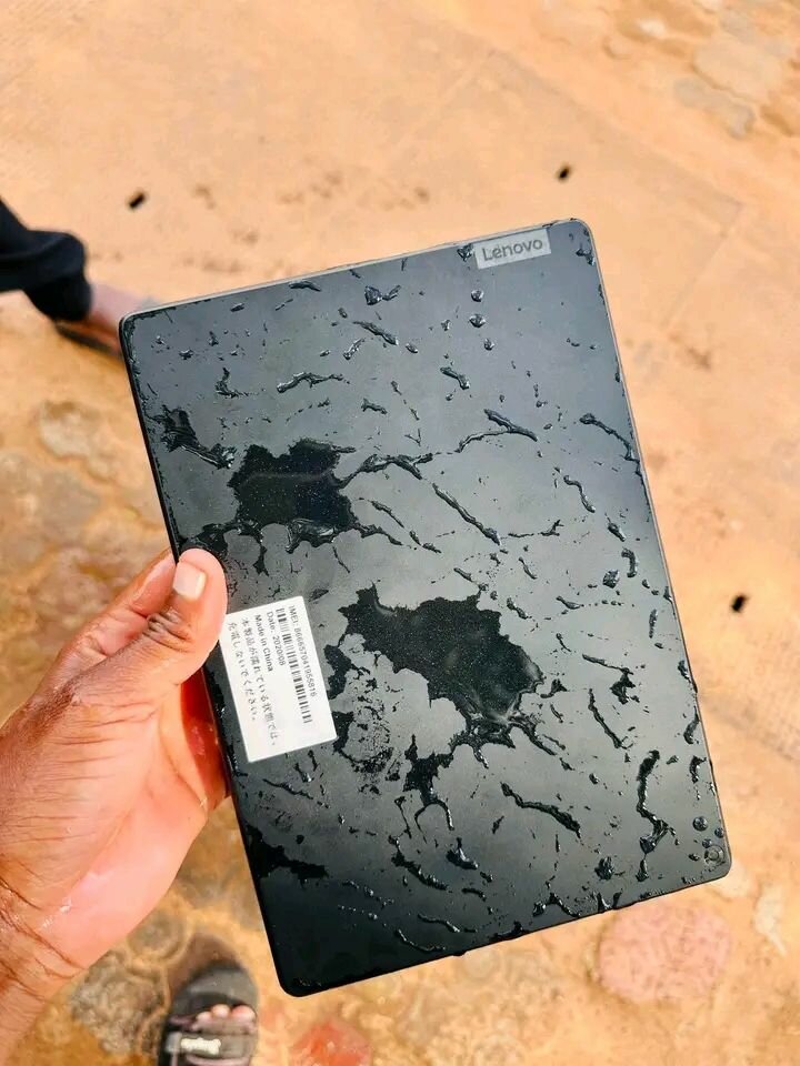 Tablette Lenovo résistante
