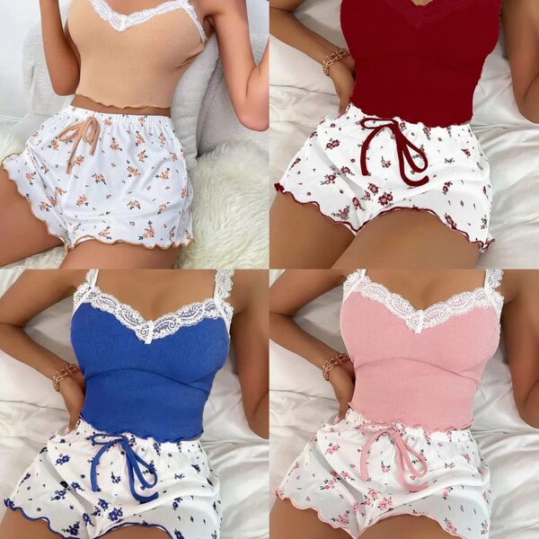 Pyjama court femme motif cœur