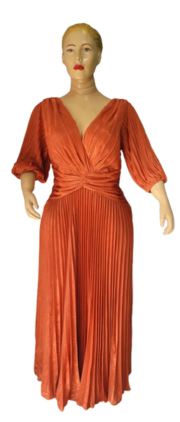 Robe longue plissée élégante