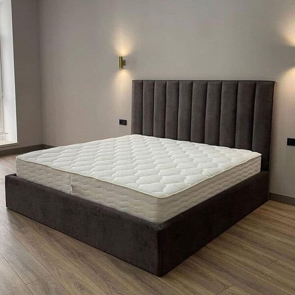 Queen size bed mattress