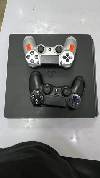 PS4 slim console( standard & jailbreak)