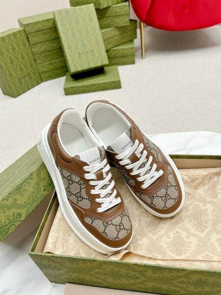 Sneakers marron en cuir et toile