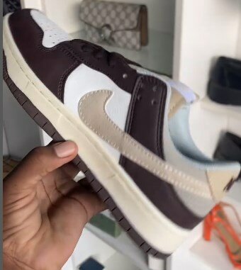 Nike sneakers beige-brown