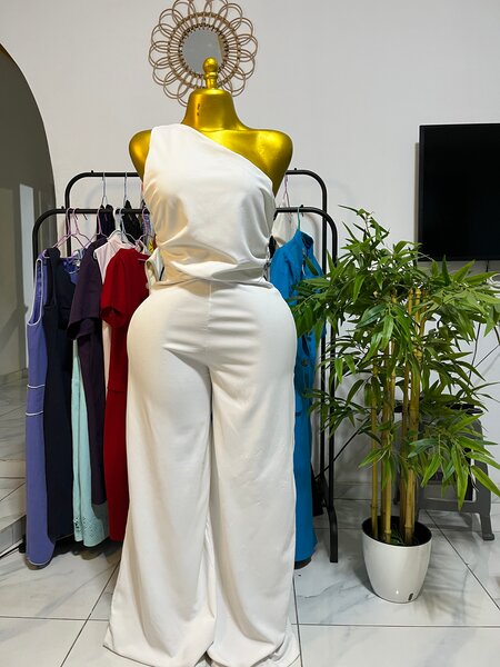 Combinaison Épaule Nue Élégante