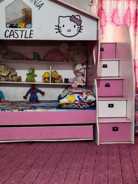 Kids bunk bed