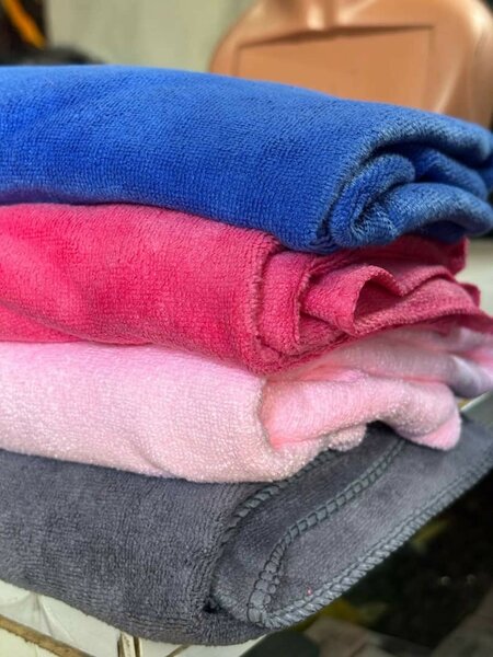 Bath towels and ribbed legging