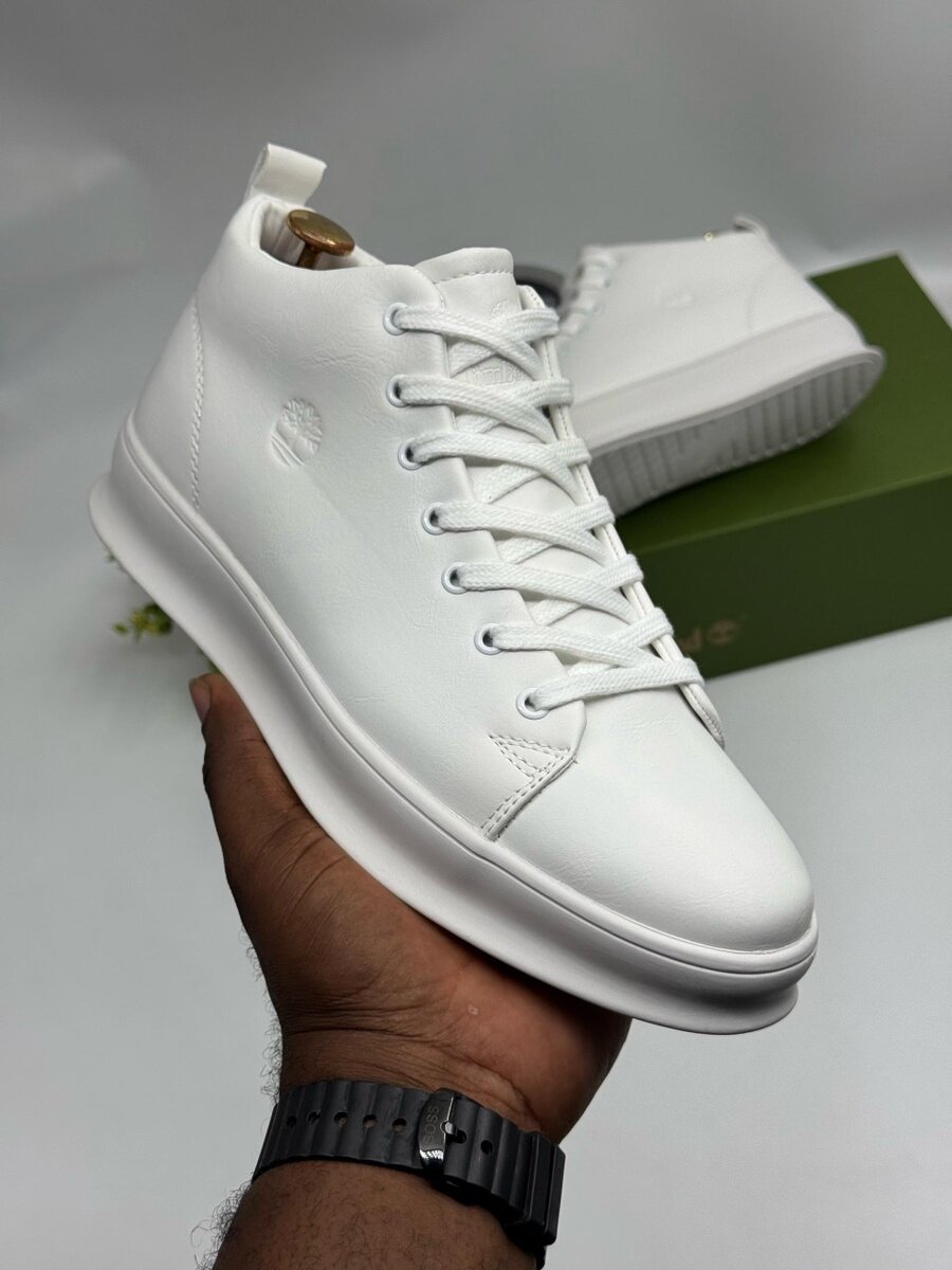 TIMBERLAND ALL WHITE