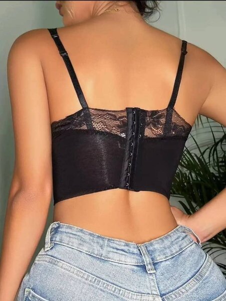 Top bustier noir élégant