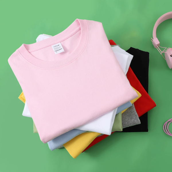 T-shirts basiques confortables et élégantes