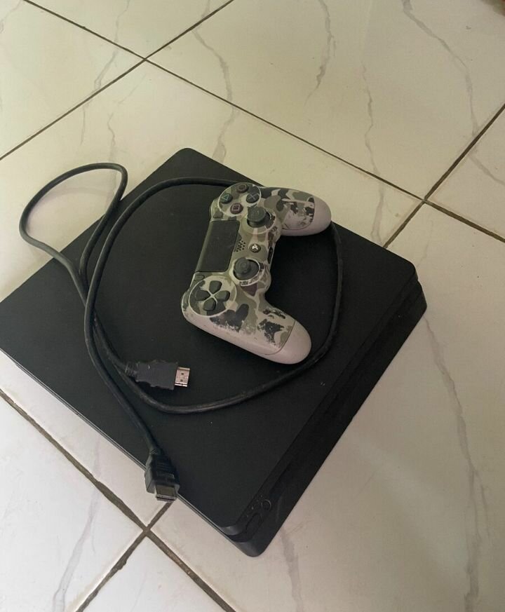 PS4 SLIM