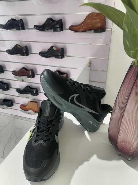 sneakers Smart shoes