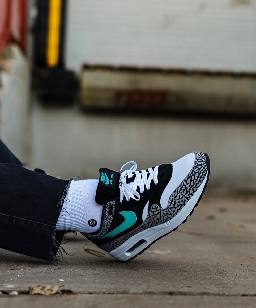NIKE ATMOS x AIR JORDAN x AIR.