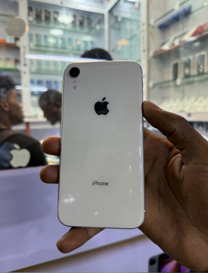 iPhone XR