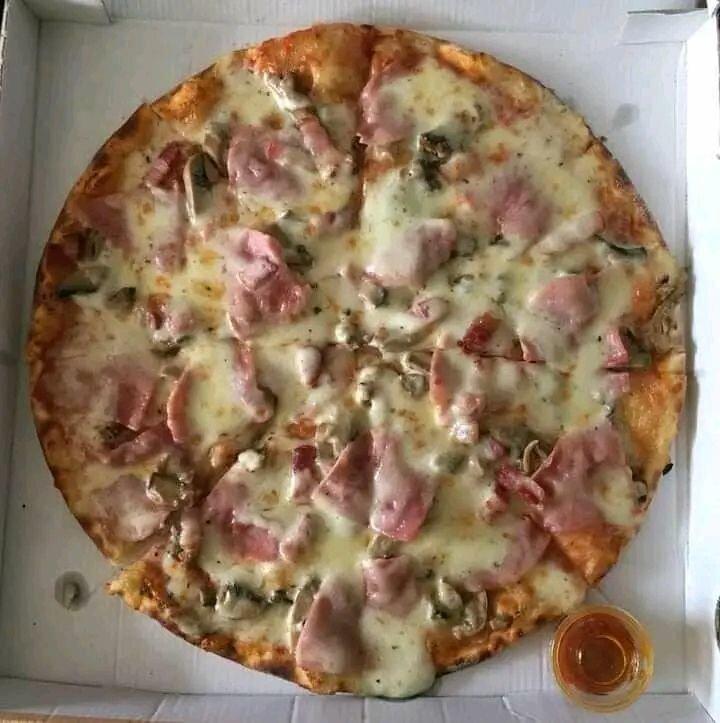 Pizza regina Jambon-Champignon