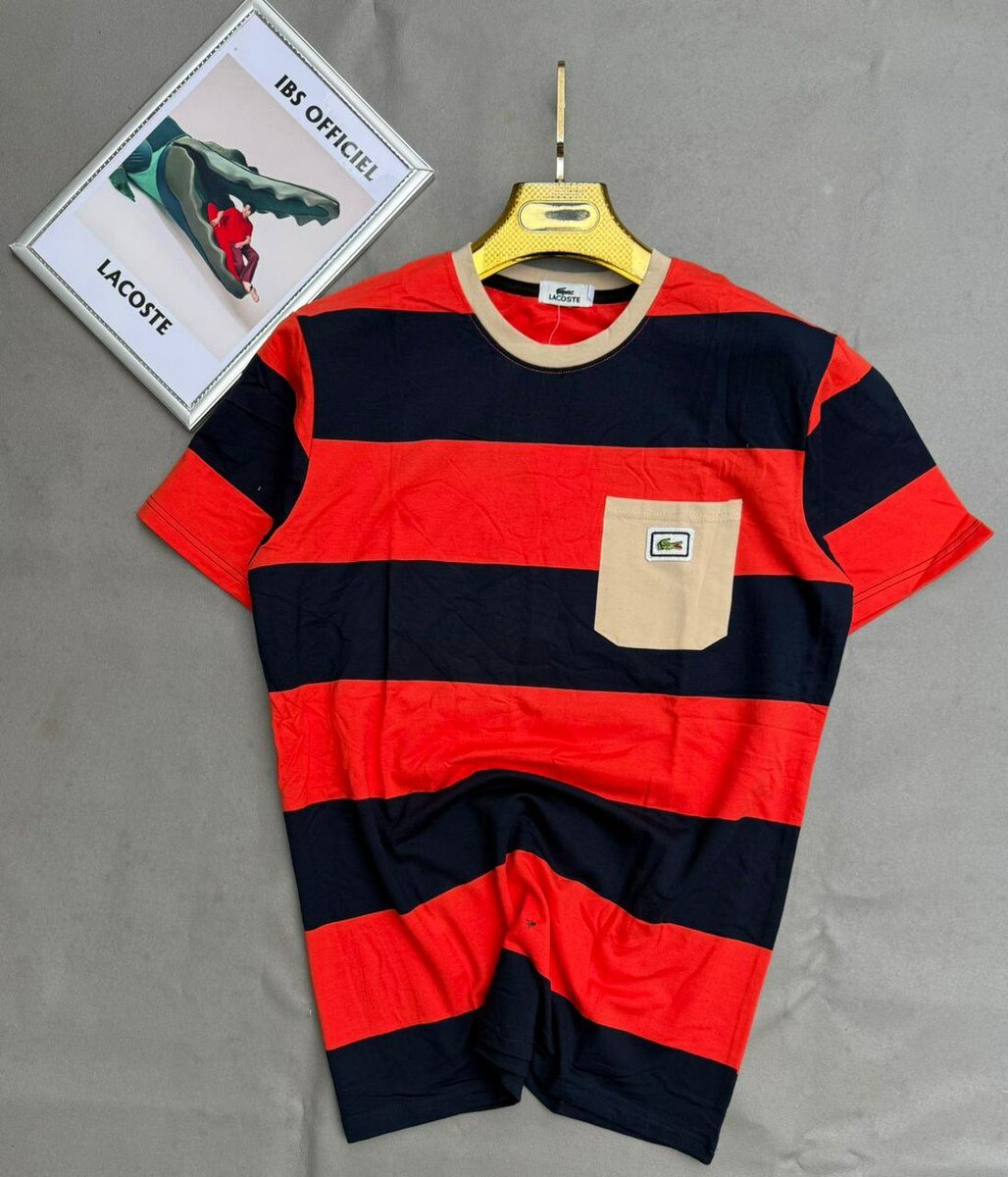 T-shirt rayé avec poche