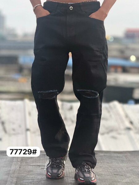 Jeans tendance déchirés homme