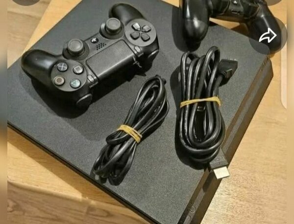 Console de jeux avec manettes