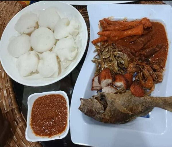 Plateau Varié de Spécialités Asiatiques