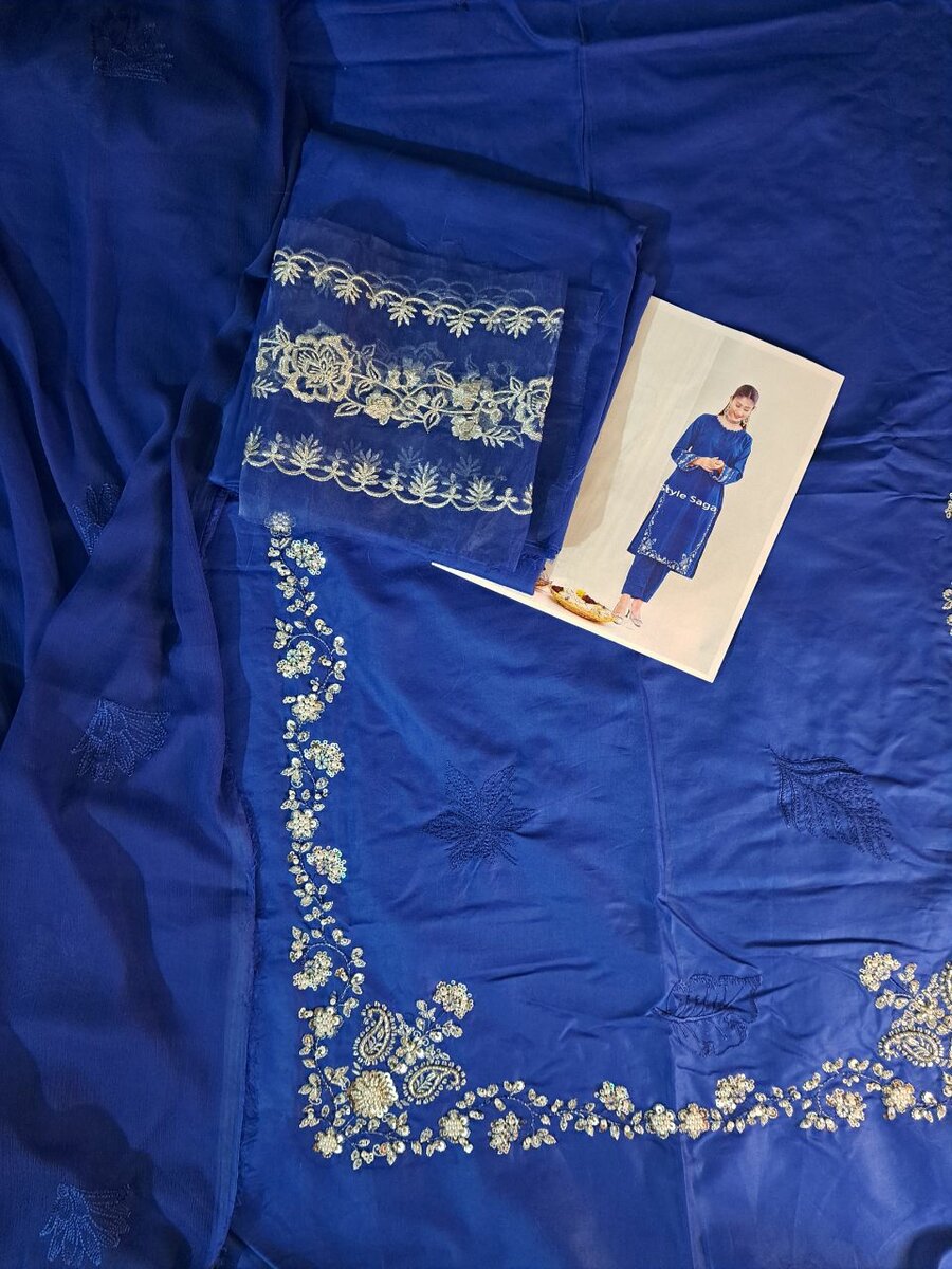 Unstitch embroidered lawn 3pc