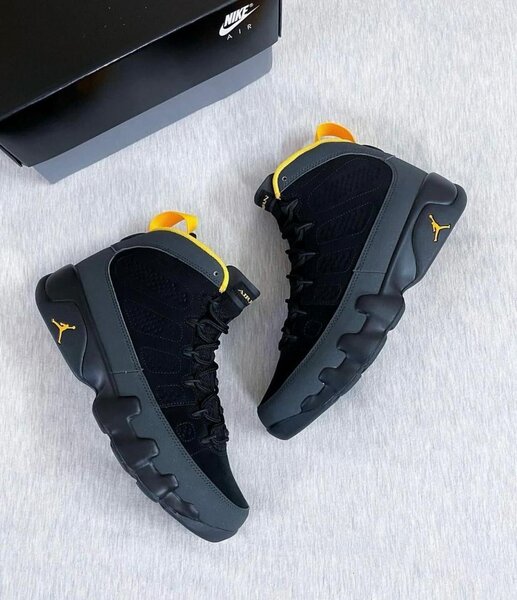 AIR JORDAN 9