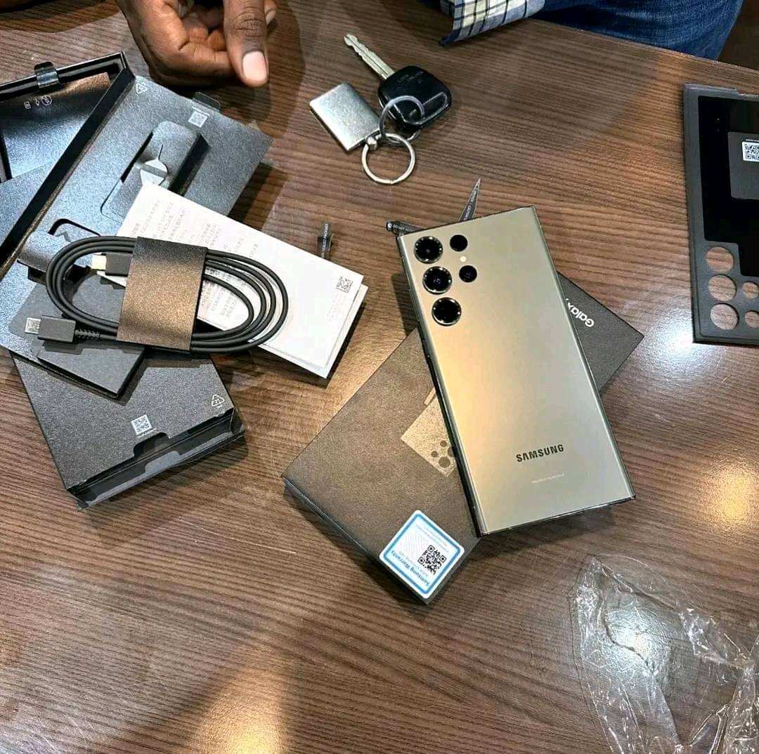 SAMSUNG GALAXY (S23 ULTRA) 512GB 12GB RAM première copie