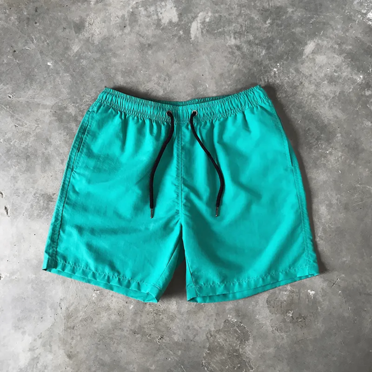 Shorts de bain colorés pour homme