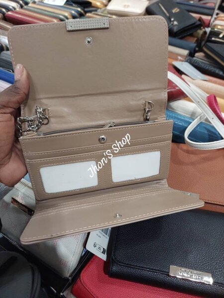 Portefeuille en cuir élégant