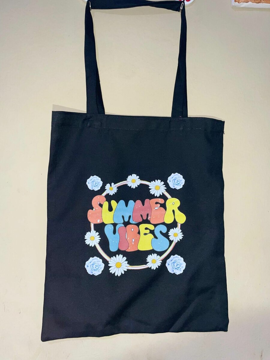 Tote bag