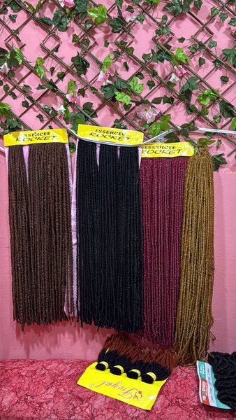 Extensions de cheveux synthétiques