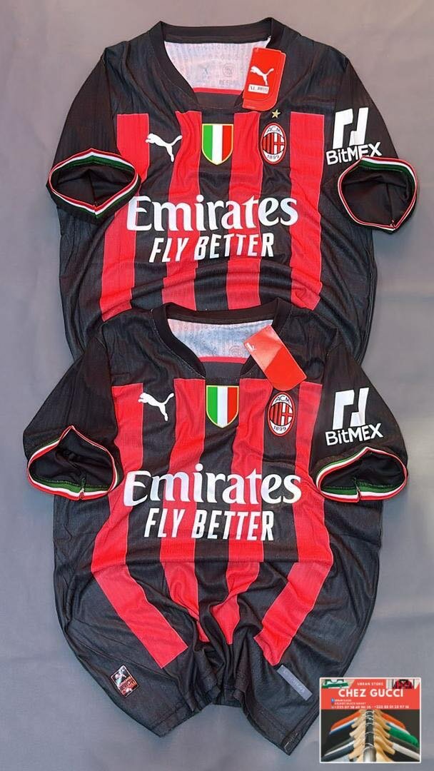 Maillots de football authentiques