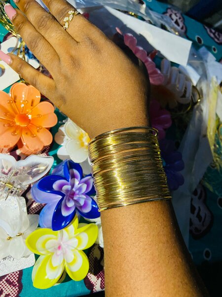 Boucles d'oreilles florales élégantes