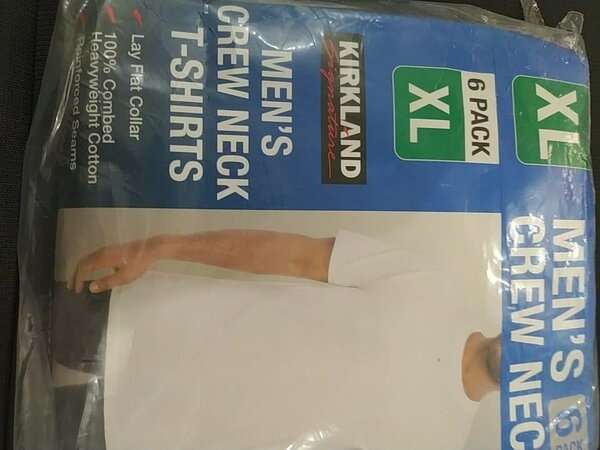 Plain white t-shirt (Kirkland)