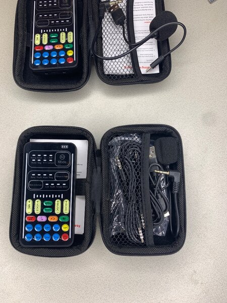 Handheld voice changer i9