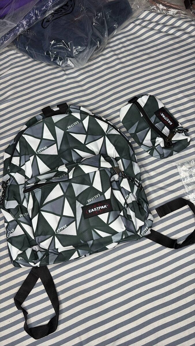 Sac à dos eastpak authentique