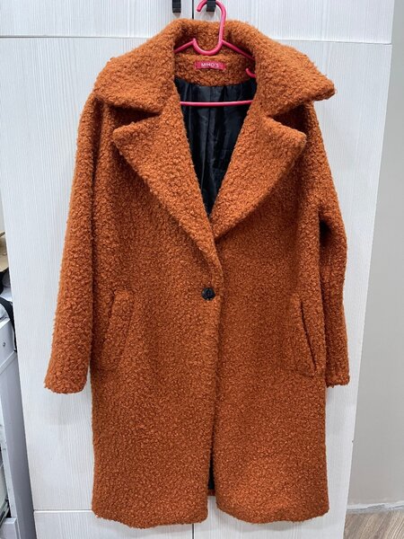 Классные почти новые)