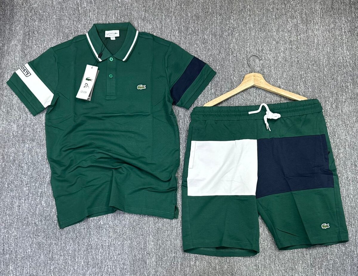 Ensemble polo et short Lacoste coloré