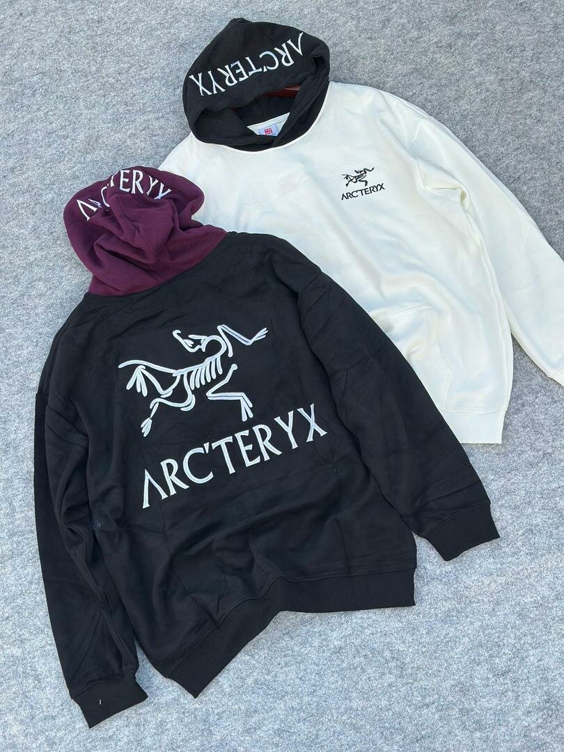 Sweat à capuche imprimé tendance