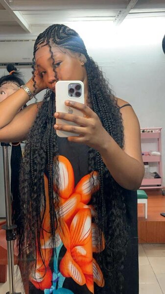 Perruque tressée longue élégante