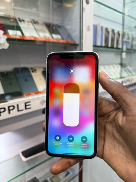 iPhone XR 64go sans Face ID