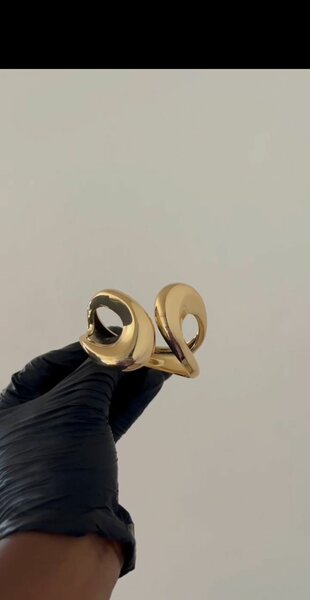 Bracelet sculptural doré