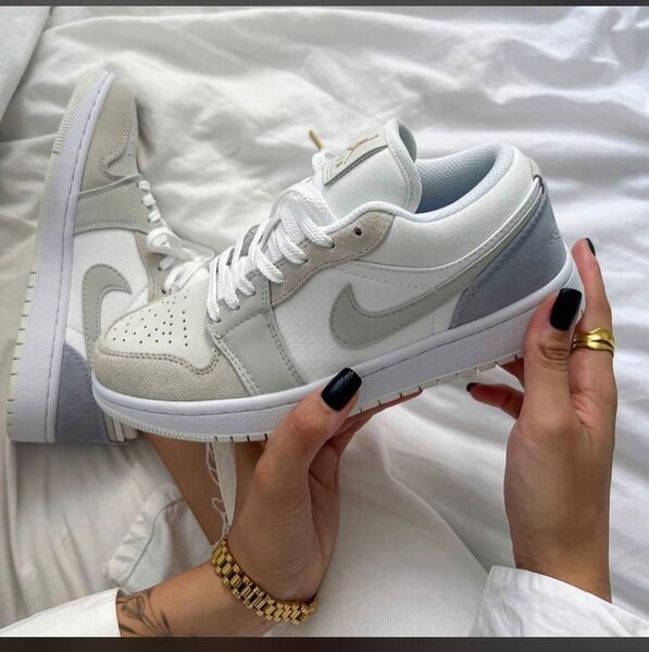 Baskets tendance blanches