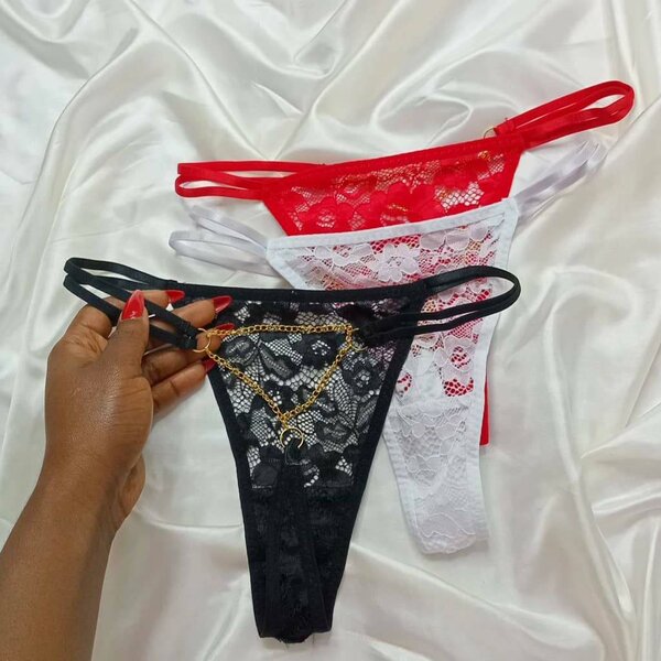 Lot de 6 strings en dentelle