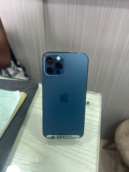 iPhone 12