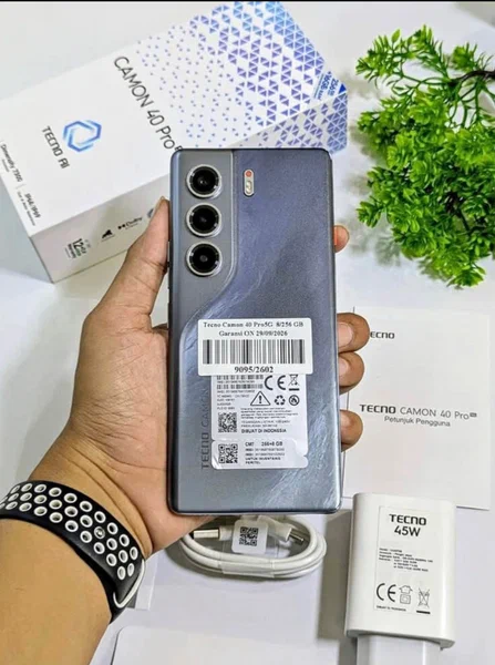 Tecno Camon 40 Pro Smartphone