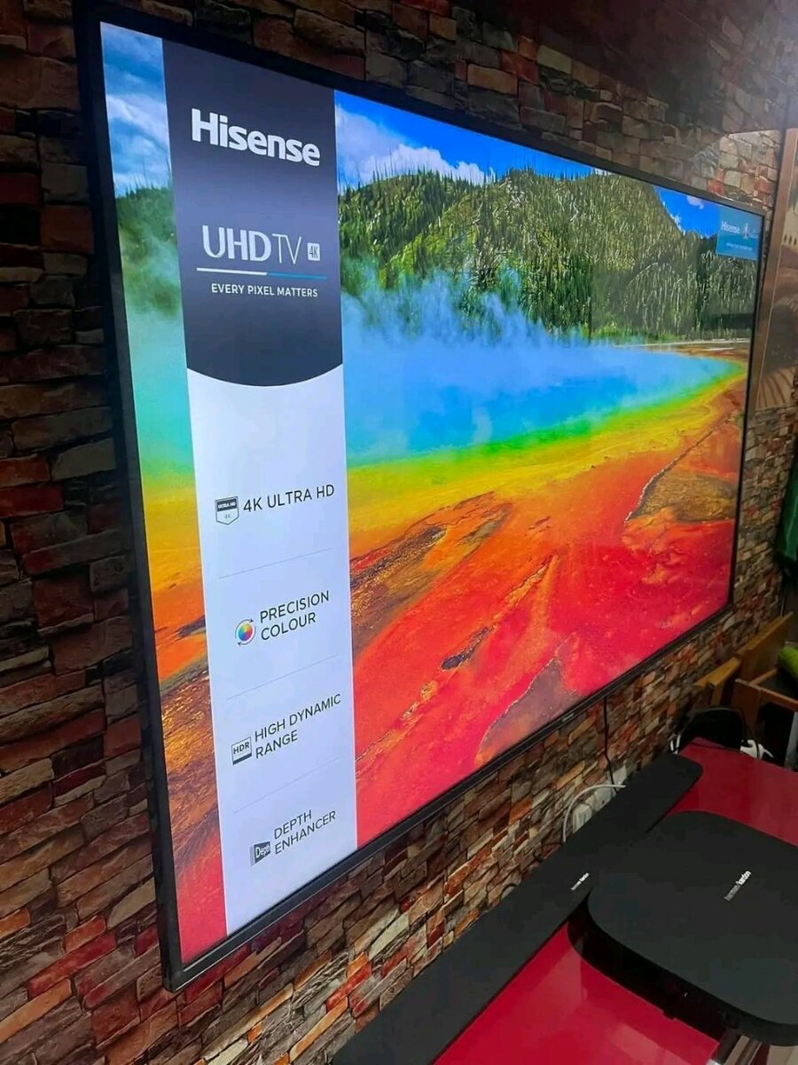 TV QLED UHD 4K Hisense